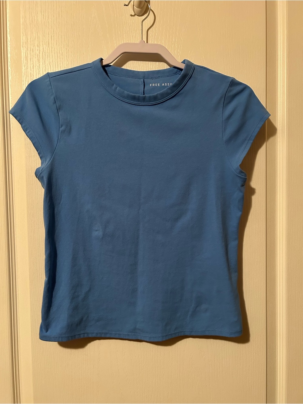 NWOT FREE ASSEMBLY Short Sleeve Crewneck Tee in Cornflower Blue